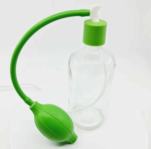 [BTE-W03] Pumpe mit Flasche für Wasser und Conditioner